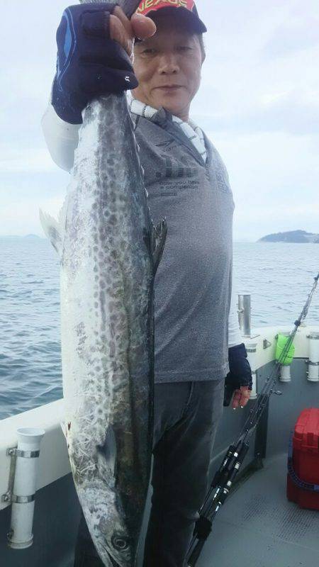 サンマリン 釣果