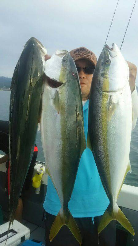 サンマリン 釣果