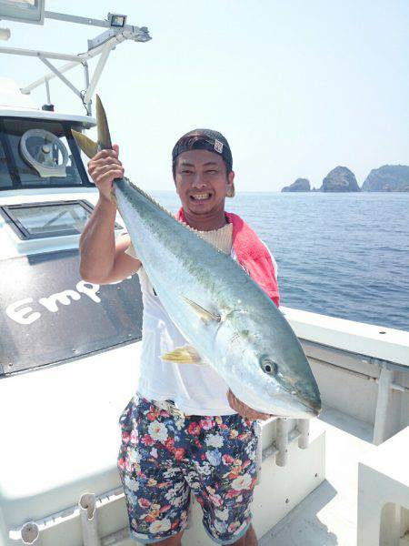 エンペラー 釣果