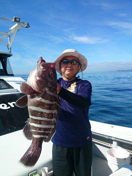 エンペラー 釣果