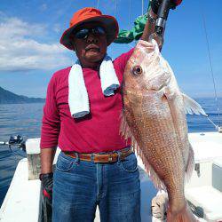 エンペラー 釣果