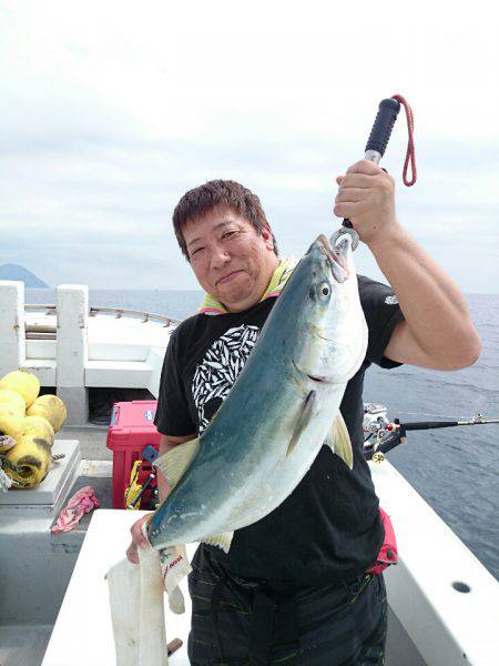 エンペラー 釣果