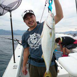 エンペラー 釣果