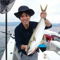 エンペラー 釣果