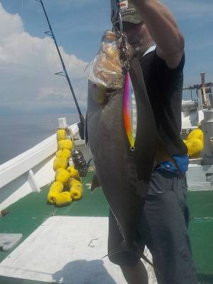 明日丸 釣果
