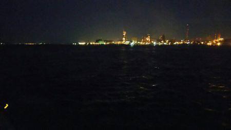 エギでケンサキイカ、サビキでアジ