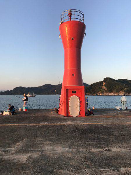 津田沖一文字で12〜15センチのアジ150匹