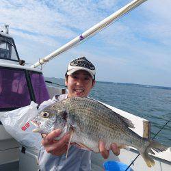 浜名湖内でも大物
