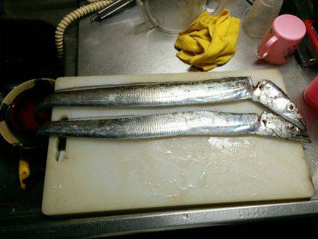 お酒のあてを。