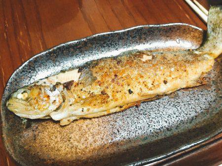 千早川マス釣り場