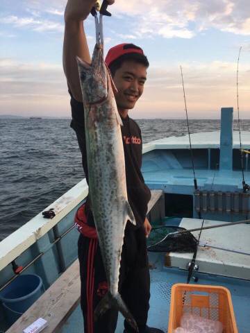 天佑丸さんにてタチウオジギング