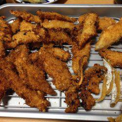 明日平日なのに人だらけ