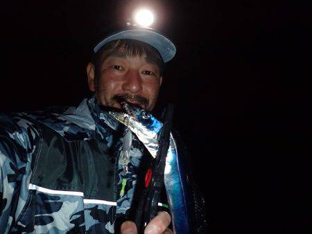 沖堤防で太刀魚！