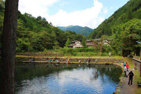 小菅トラウトガーデン 釣果