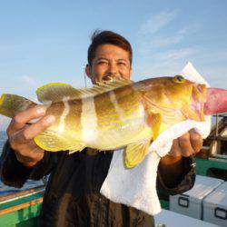 真祐丸 (しんゆうまる) 釣果