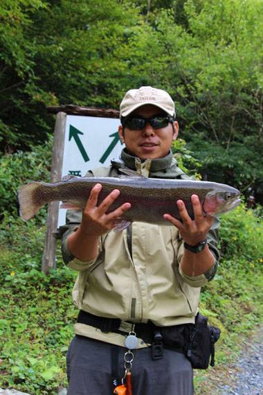 小菅トラウトガーデン 釣果