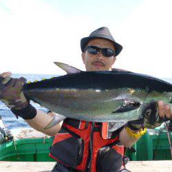 真祐丸 （しんゆうまる） 釣果