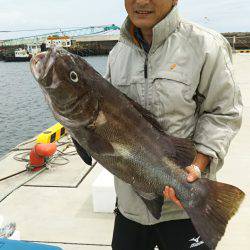 モンロー号 釣果