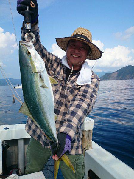 エンペラー 釣果