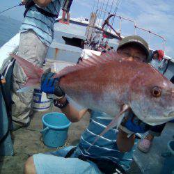 ファイヤードルフィン 釣果