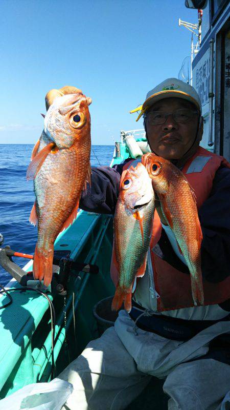 モンロー号 釣果