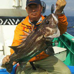 モンロー号 釣果