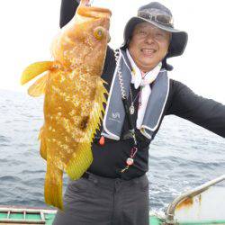 真祐丸 (しんゆうまる) 釣果