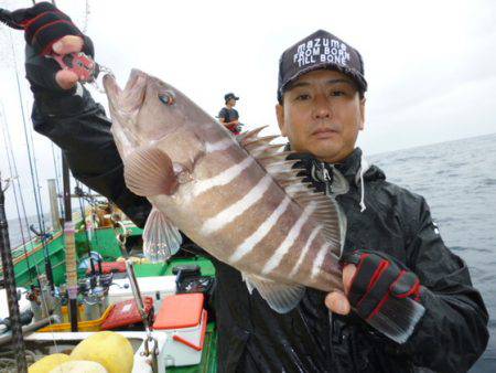 真祐丸 (しんゆうまる) 釣果