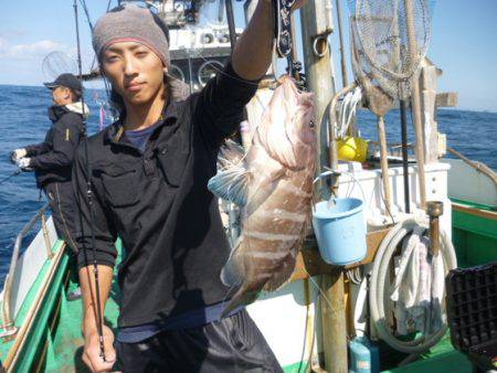 真祐丸 (しんゆうまる) 釣果