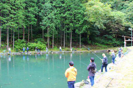 小菅トラウトガーデン 釣果