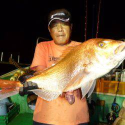 真祐丸 (しんゆうまる) 釣果