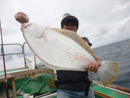 真祐丸 (しんゆうまる) 釣果