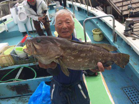 丸万釣船 釣果