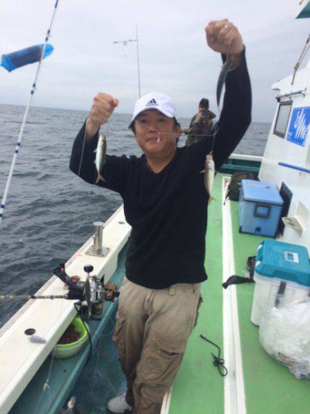 丸万釣船 釣果