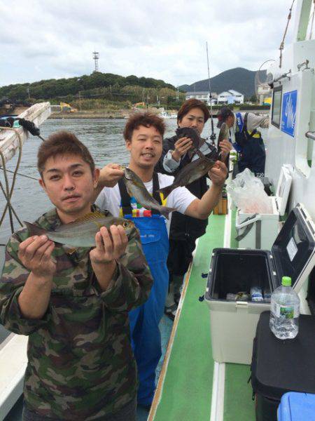 丸万釣船 釣果