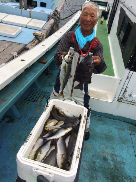 丸万釣船 釣果