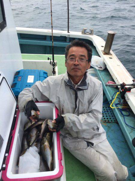 丸万釣船 釣果