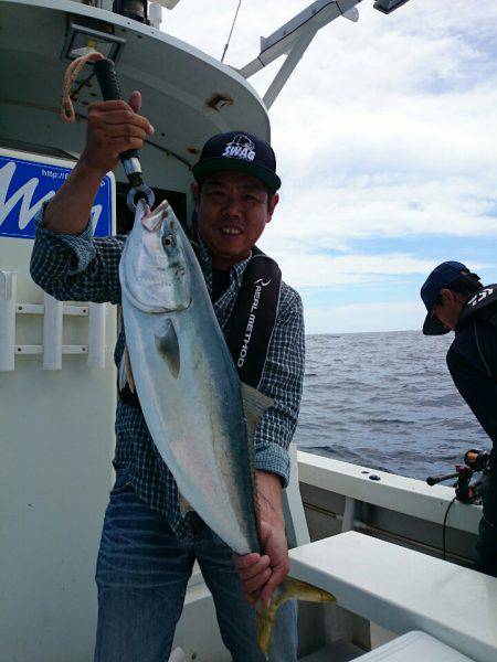 エンペラー 釣果