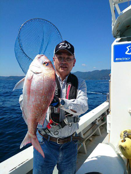 エンペラー 釣果