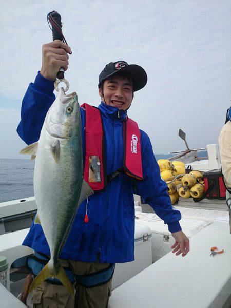 エンペラー 釣果