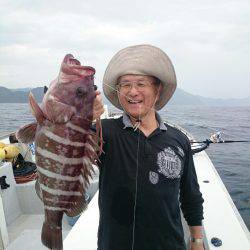 エンペラー 釣果