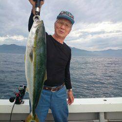 エンペラー 釣果