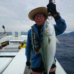 エンペラー 釣果