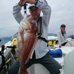 エンペラー 釣果