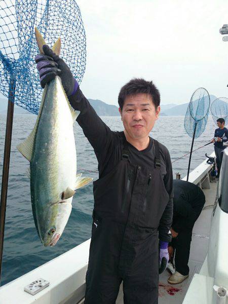 エンペラー 釣果