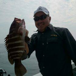 エンペラー 釣果