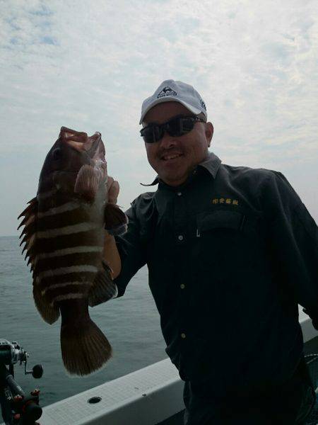 エンペラー 釣果