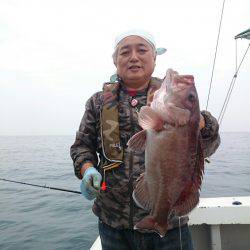 エンペラー 釣果