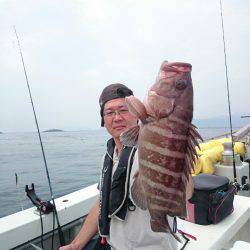 エンペラー 釣果