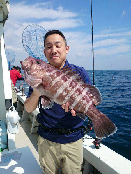 エンペラー 釣果